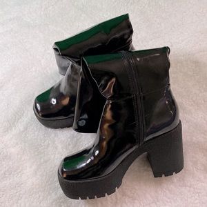 Black Calf Heel Boot Size 9